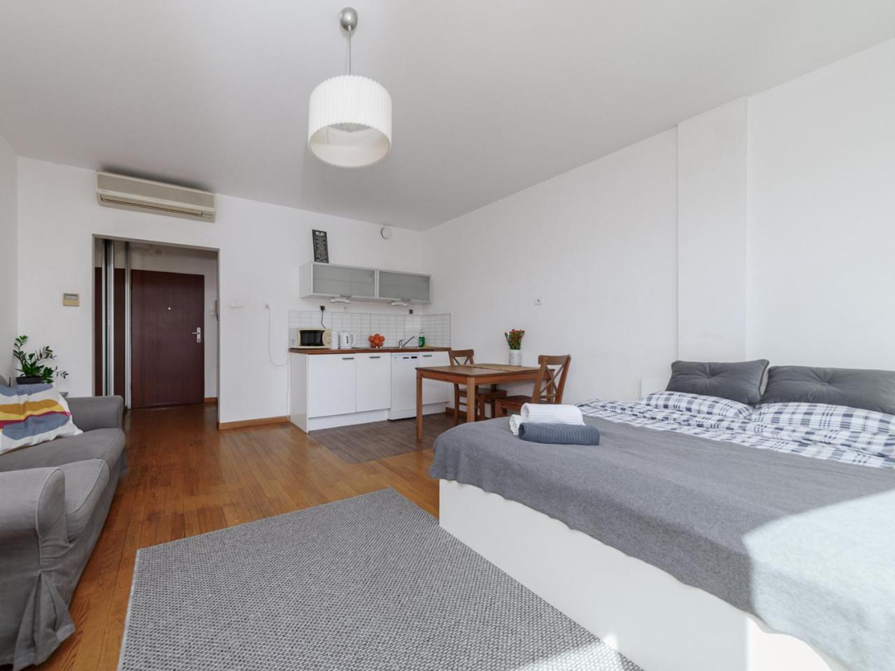 Luxury Apartment Piekna Warsawa Bagian luar foto